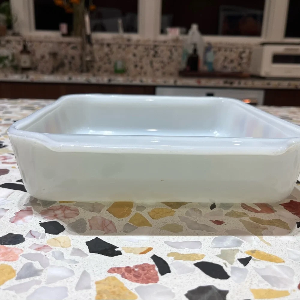 Vintage Anchor Hocking Milkglass, "Hildi Fruit" 8x8" 1-1/2qt Baking/Casserole. - Picture 2 of 5